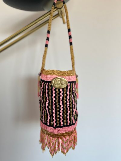 SWING | Bolso de mano rosa de abalorios